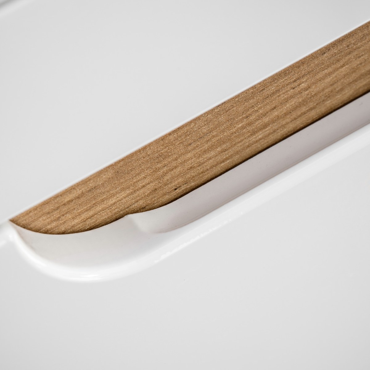 ARUBA fürdőszoba bútor – integrált fogantyú, lekerekített él