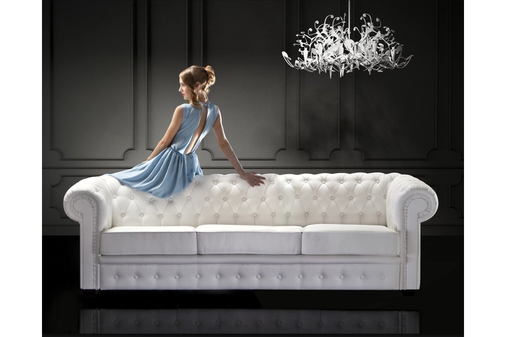 Fehér Chesterfield bőr kanapé – prémium, elegáns nappaliba