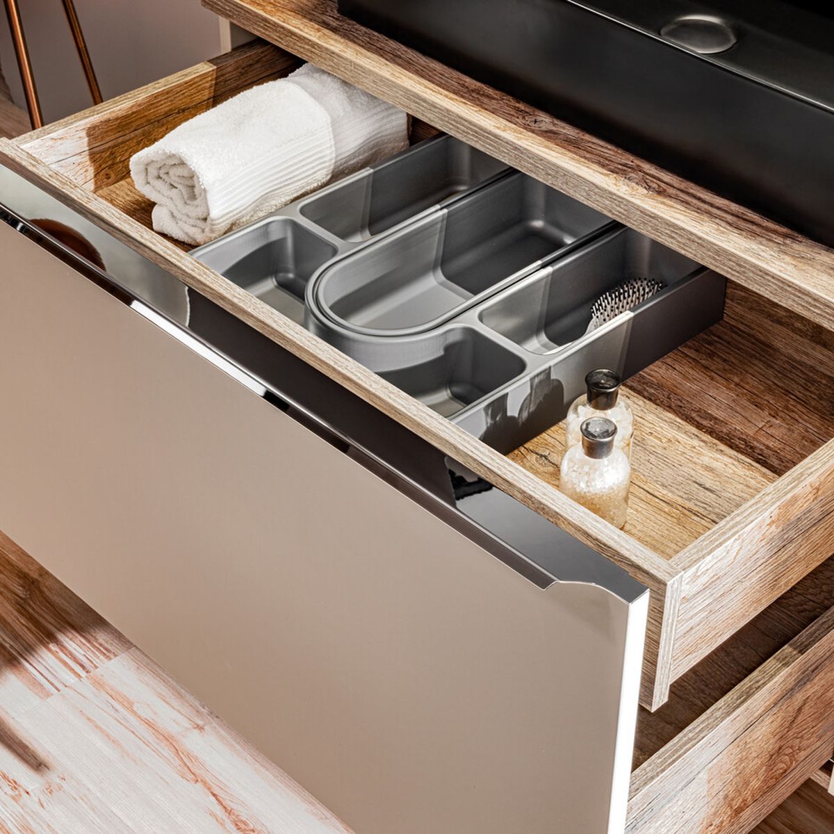 Santa Fe Taupe – fiókrendszerező és tárolás