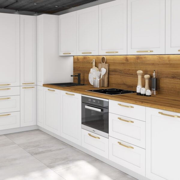 OPTIMUM FEHÉR elemes konyhabútor – modern elrendezés fa hátfallal