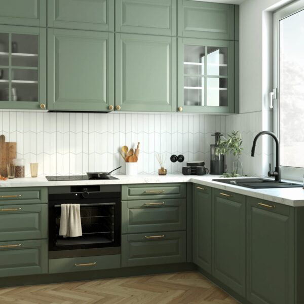 PRATO zöld sarok konyhabútor fehér márványhatású munkalappal és arany fogantyúkkal