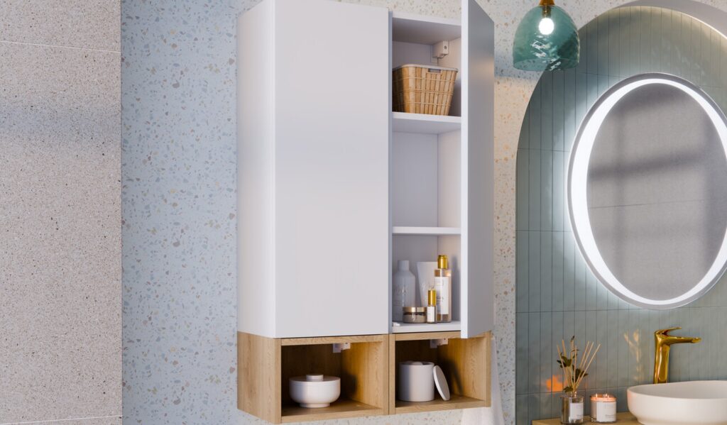 Aster White fali tároló szekrény – matt fehér ajtó nyitott polcos alsó résszel