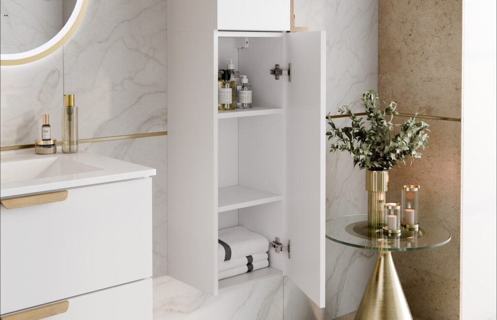 Aster White fali szekrény belül – ajtó nyitva, polcos tárolórendszer