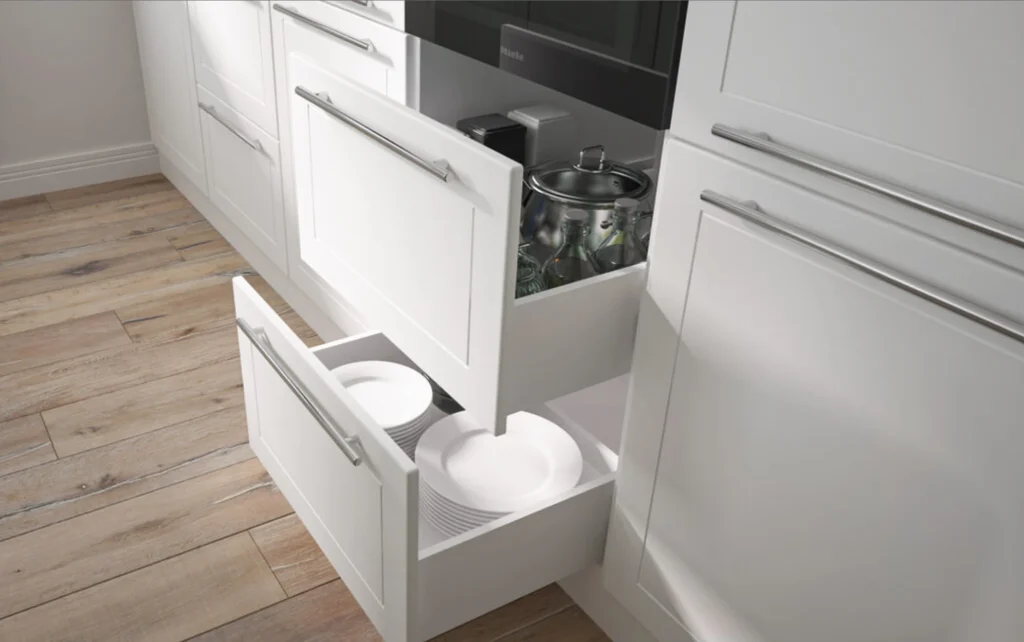 .QUANTUM KONYHABÚTOR Graphite 400 cm Összeállítás QUANTUM fehér konyhabútor közeli kép kihúzható alsó tárolóelemmel