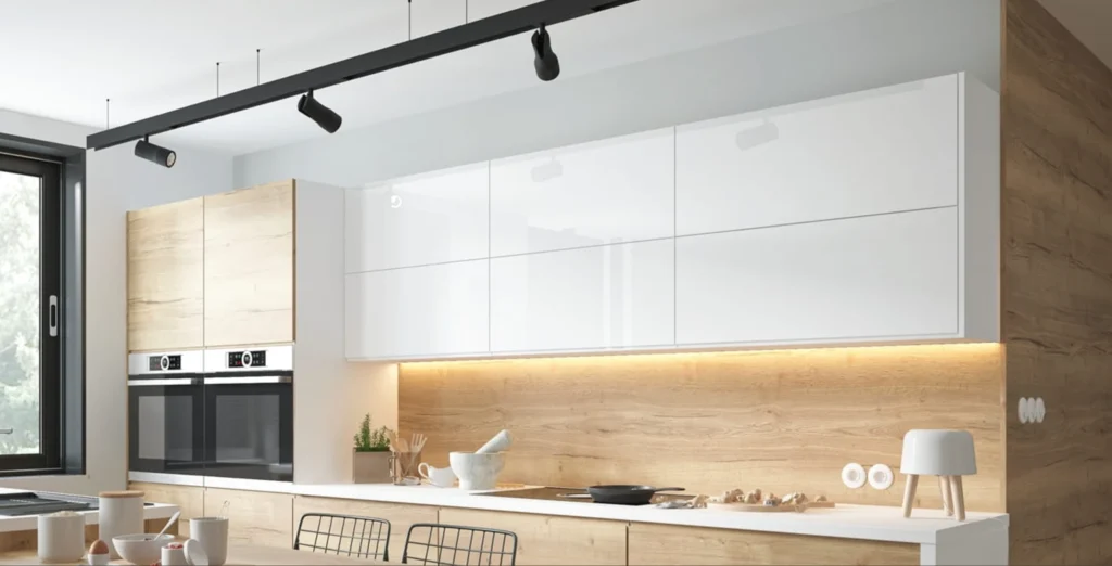 ESSEN KONYHABÚTOR Magas 40es cargokosaras elem(1D14K40 ) ESSEN fehér és famintás konyhabútor nappaliba nyitott térben