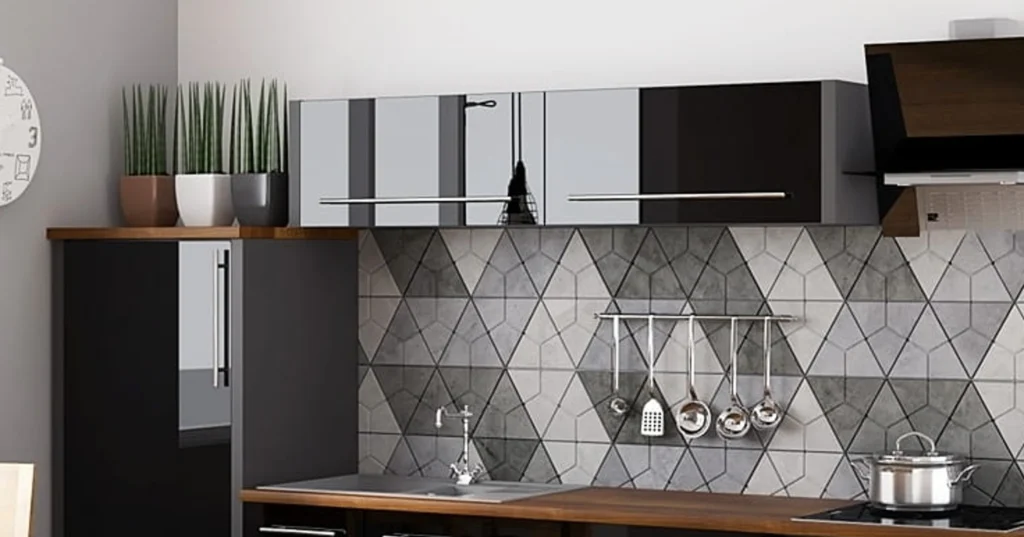 PLATINUM KONYHABÚTOR Magas 40es cargokosaras elem(1D14K40 ) PLATINUM fehér magasfényű magas elem és beépített sütő közelről